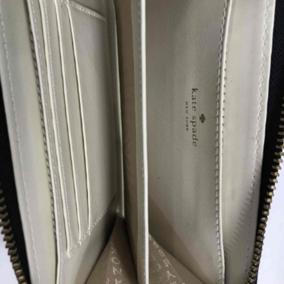 Kate Spade Wallet - Picture 5 of 5